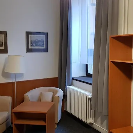 Kro & Restaurace Na Rychte 3*